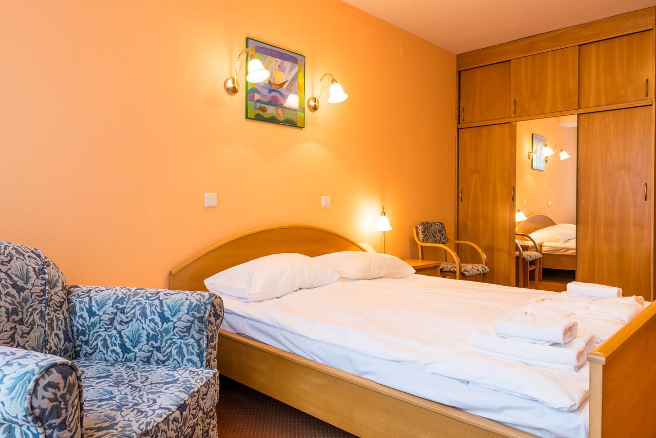 Melodia Hotel Jurata Eksteriør billede