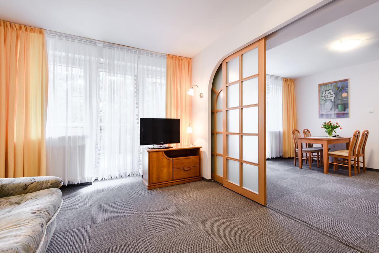 Melodia Hotel Jurata Eksteriør billede