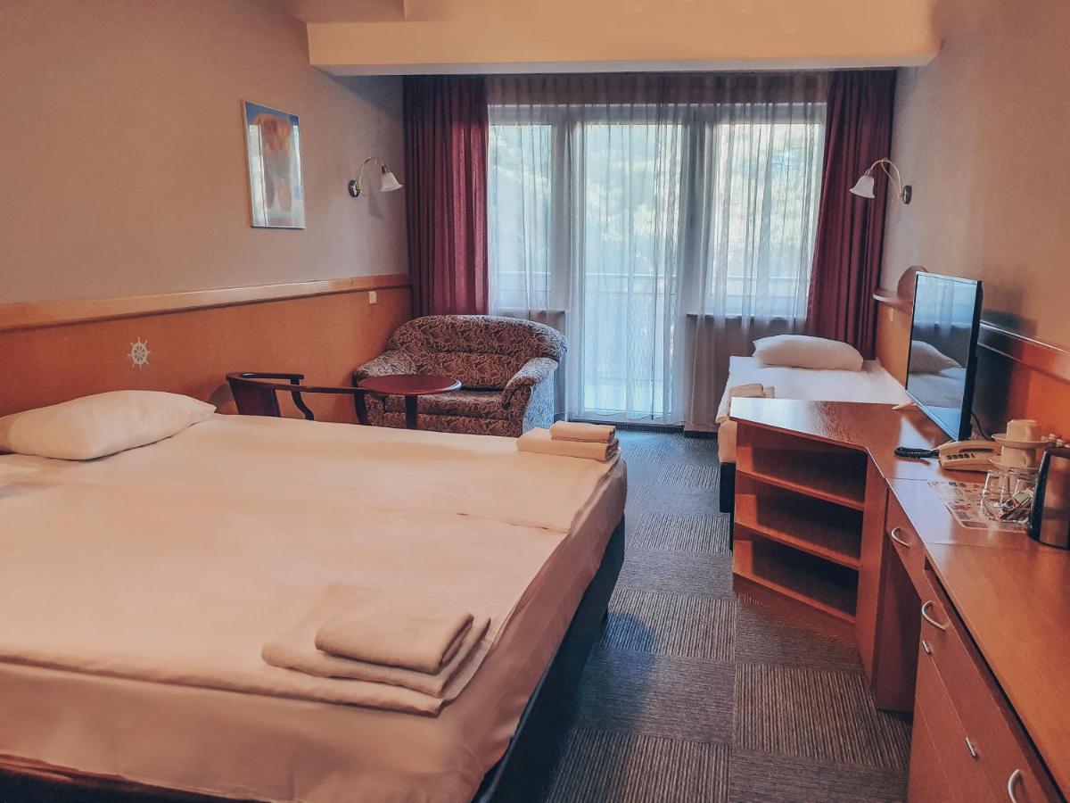 Melodia Hotel Jurata Eksteriør billede
